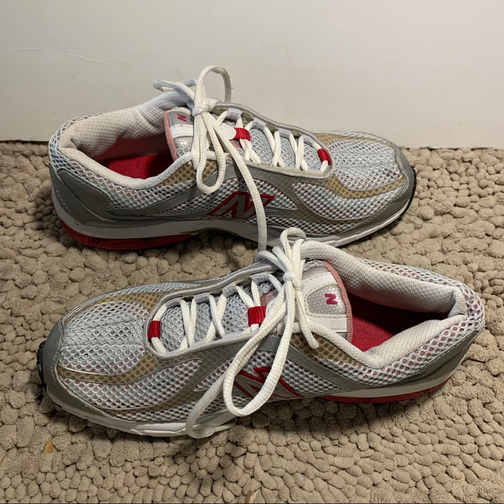 New Balance 560 Sneakers